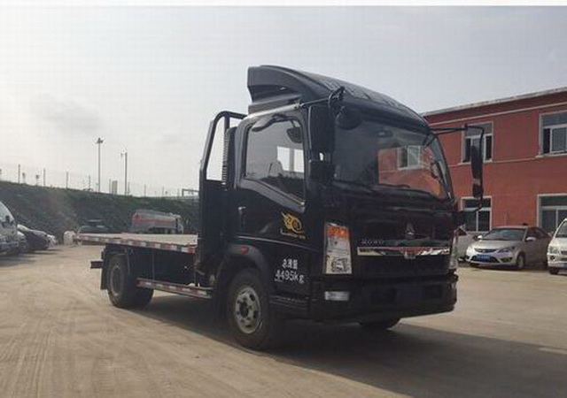 重汽豪沃HOWO輕卡國五藍(lán)牌平板運輸車ZZ5047TPBF3315E145
