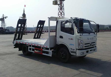 五征國五藍(lán)牌平板挖掘機運輸車FD5041TPBW17K5型